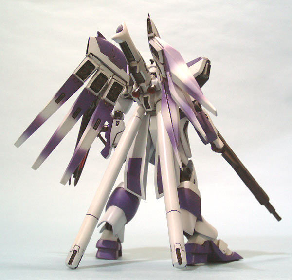 Ｂ-ＣＬＵＢ 1/220ＲＸ‐９３‐ν-２ 《Ｈｉ-νガンダム》: P,Nみやこの模型製作記