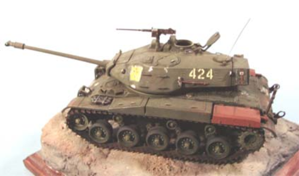 送料無料 1/35 プラモデル完成品 アメリカ軽戦車 M41 ブルドック